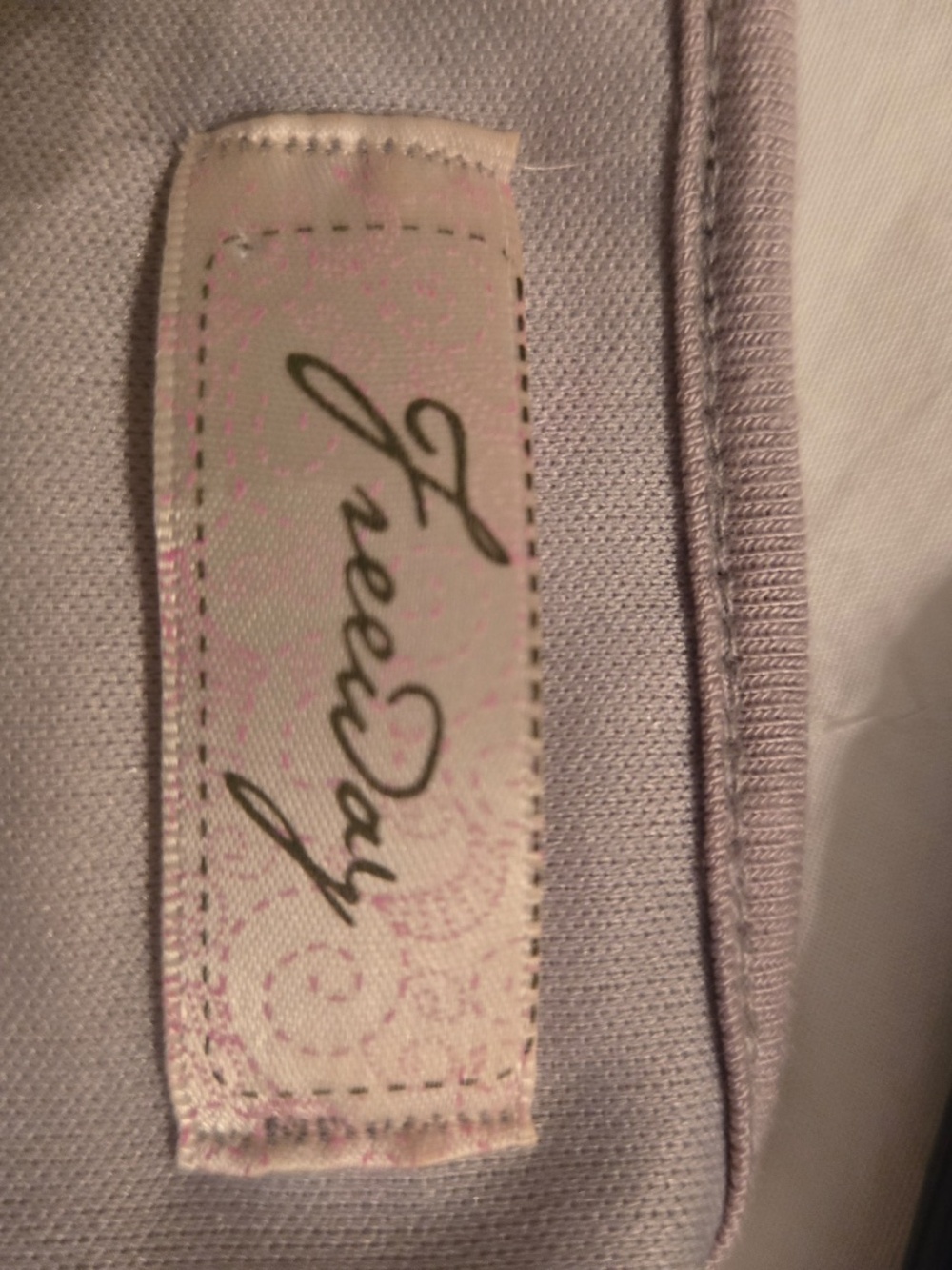Lace top - Picture 3 of 4